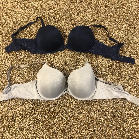 2 victorious secret bras - Picture 1 of 1